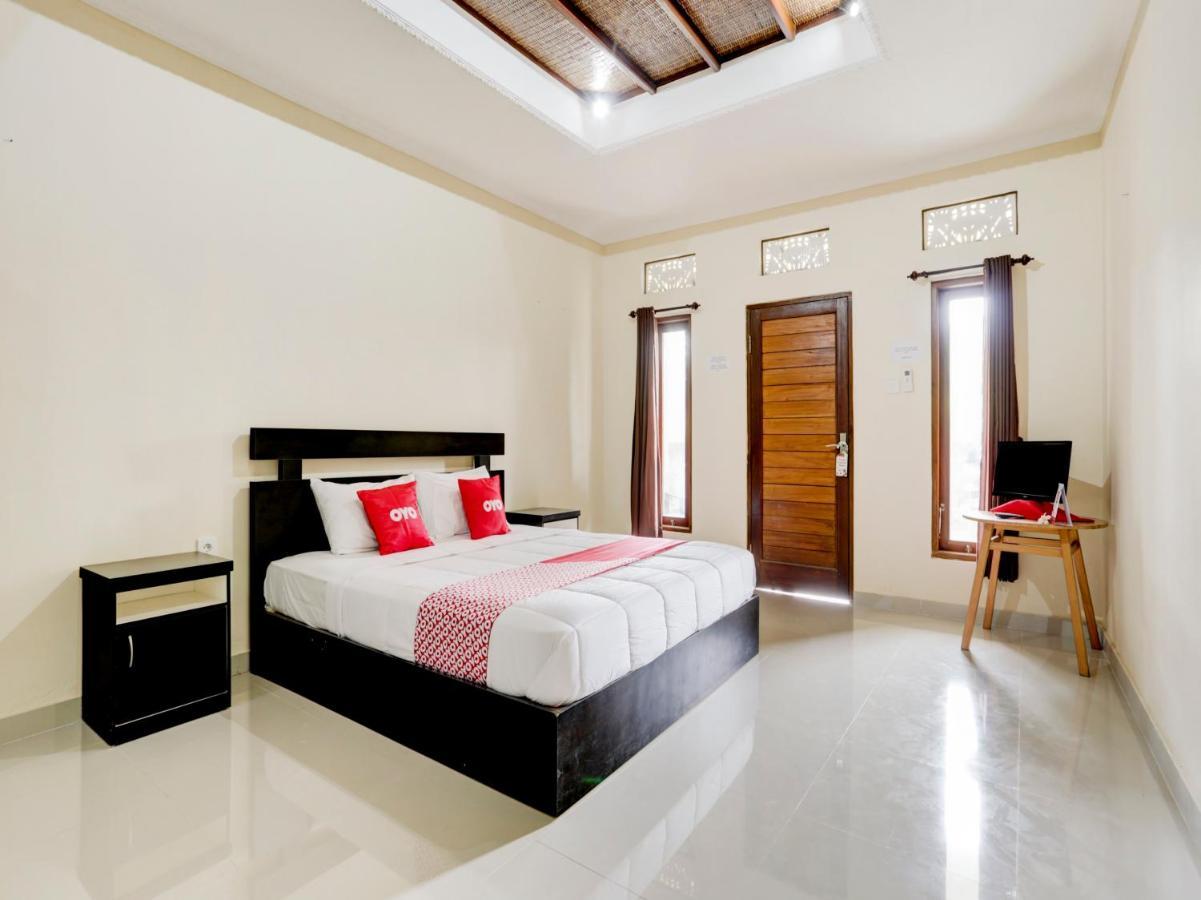 Oyo 90711 Blembong Homestay Jimbaran Eksteriør billede