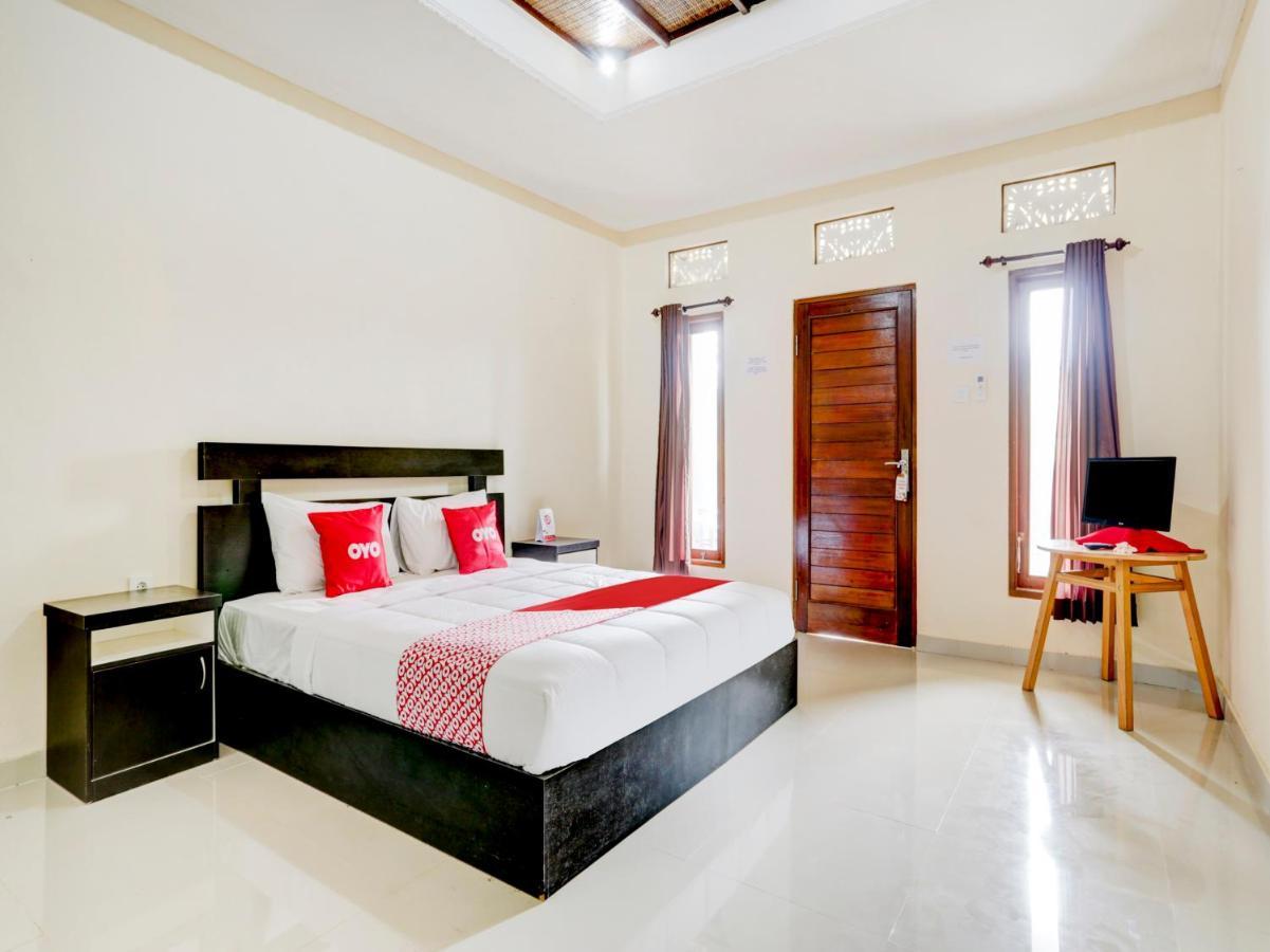 Oyo 90711 Blembong Homestay Jimbaran Eksteriør billede