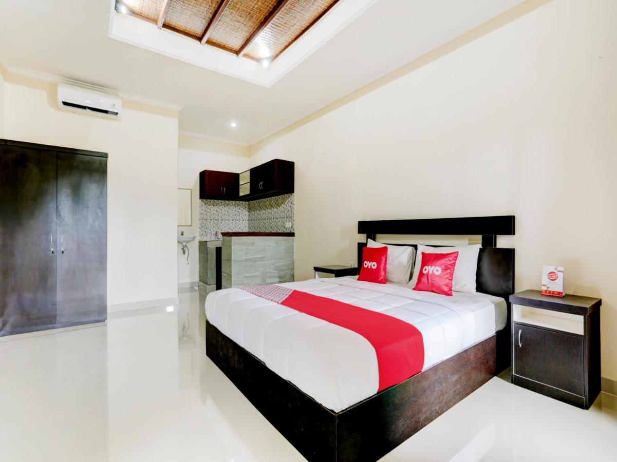 Oyo 90711 Blembong Homestay Jimbaran Eksteriør billede