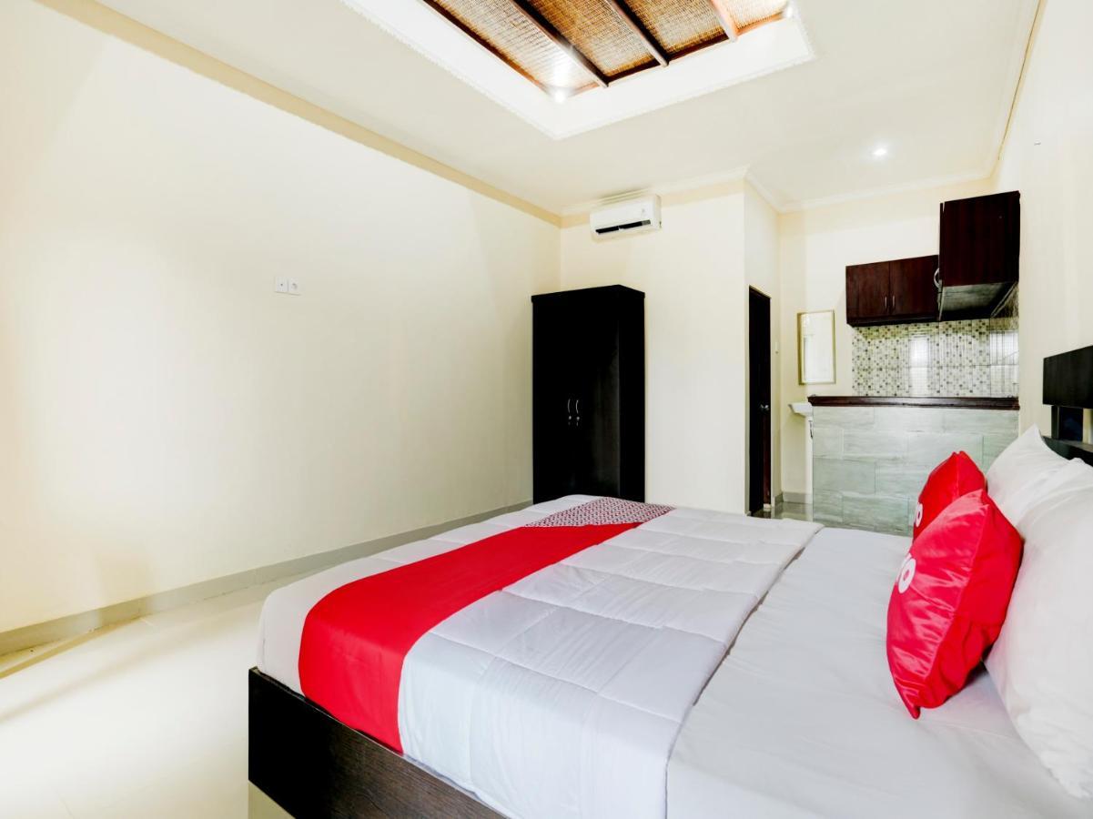 Oyo 90711 Blembong Homestay Jimbaran Eksteriør billede